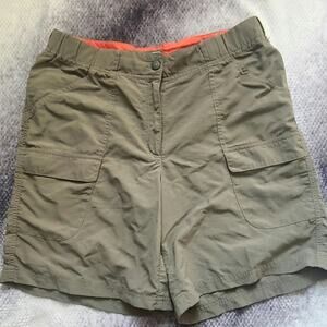 L.L. Bean Nylon Cargo Shorts Olive Green Size 10 Hiking Lightweight